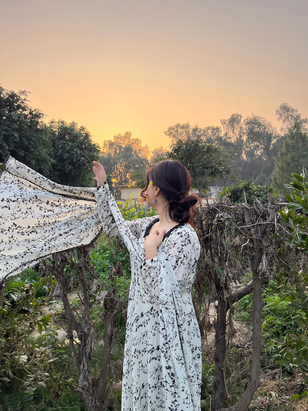 Ivory Whisper – Premium Flowy Floral Maxi Set