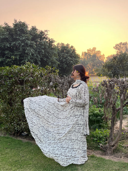 Ivory Whisper – Premium Flowy Floral Maxi Set