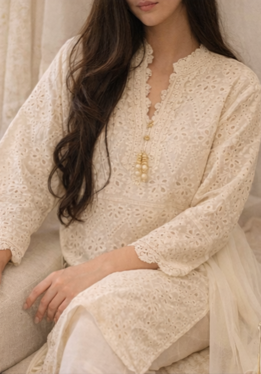 Noor-e-Hayat – Ivory Chikankari 3PC