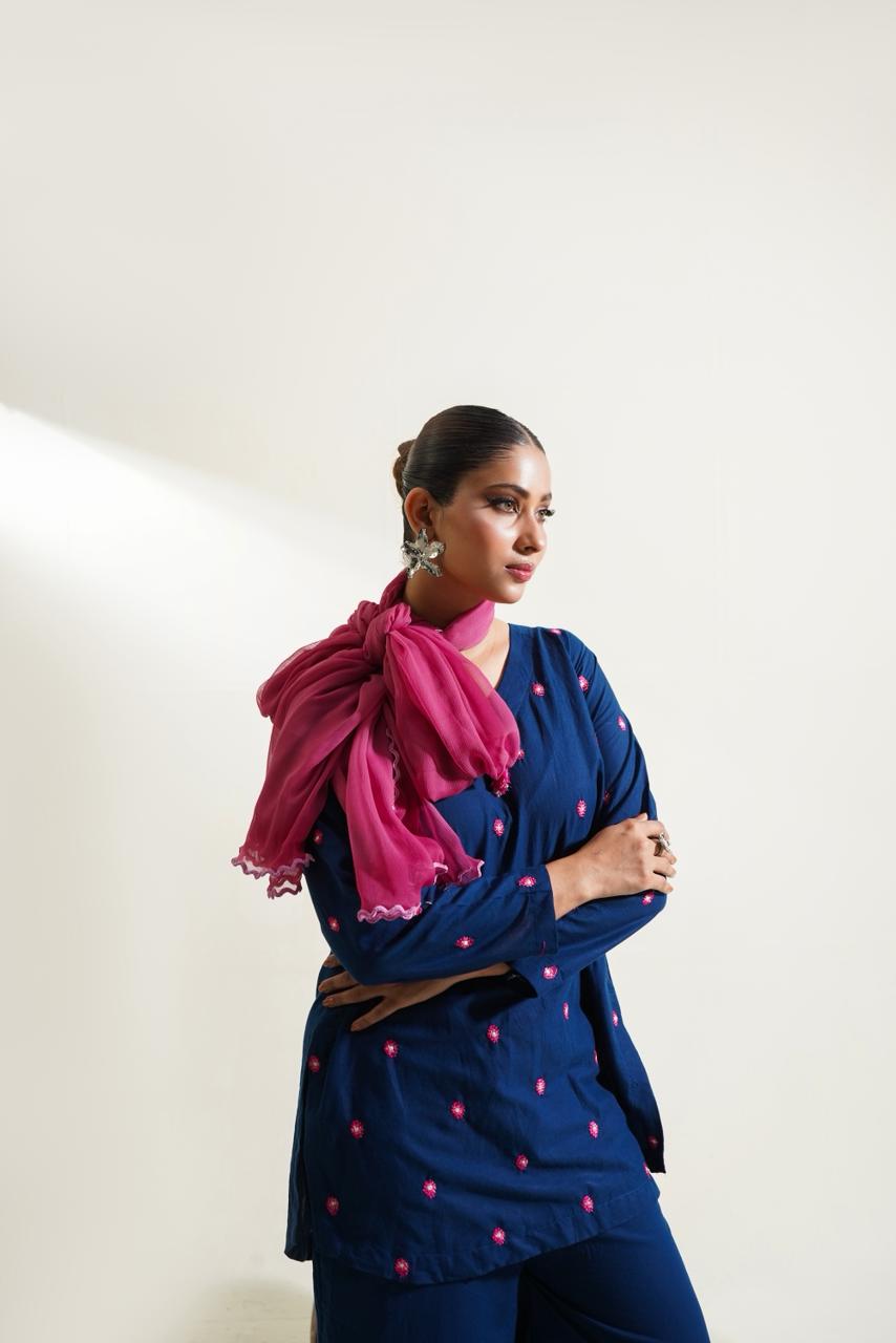 Neela Pehar